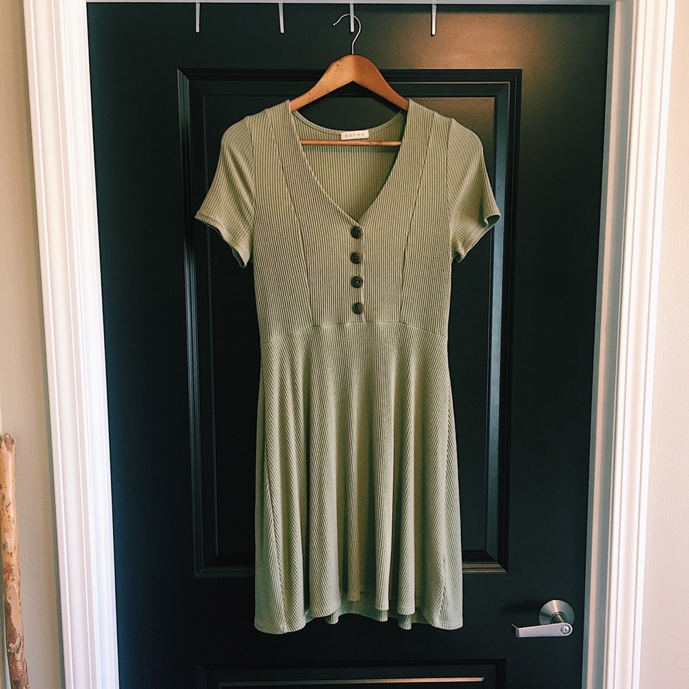 Bohme Boutique Mint Green Dress